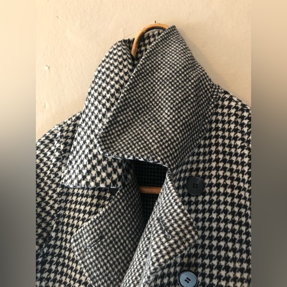 Belle & Bloom 100% wool long houndstooth coat size small - Picture 2 of 16